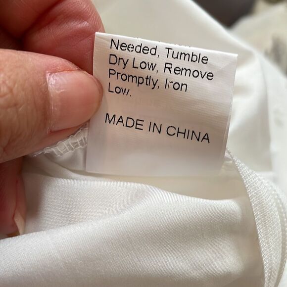 SHEIN white dotted Swiss long sleeved cropped cottage core blouse - Picture 9 of 9